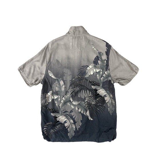 Tommy Bahama Men‎ Short Sleeve Button Up Floral Hawaiian Shirt Sz M - Picture 7 of 7